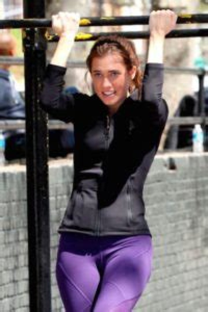 Allison Williams Diet Plan
