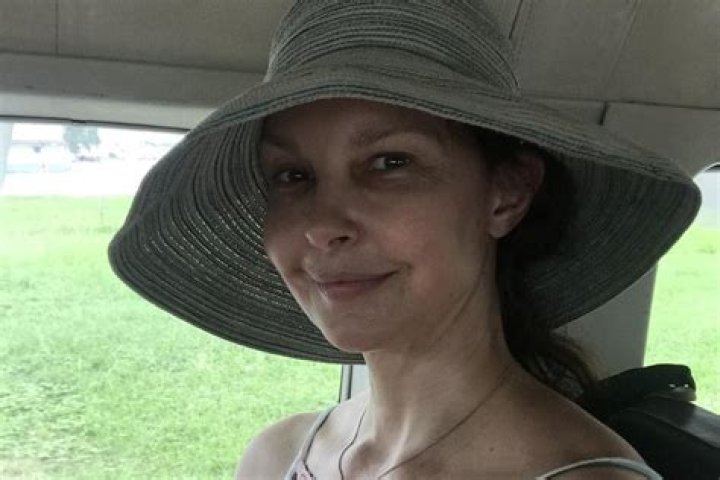 Ashley Judd face accident