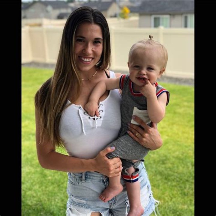 Cooper Kupp profile, bio, birthday, height, wife, children, contract, salary, net worth