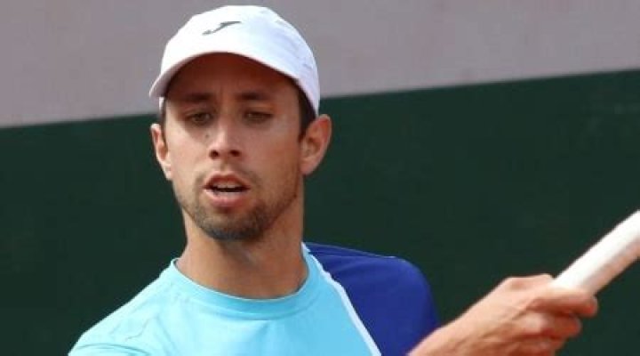 Daniel Elahi Galán coach: Who is Santos Galán? Wiki, age, family, net worth