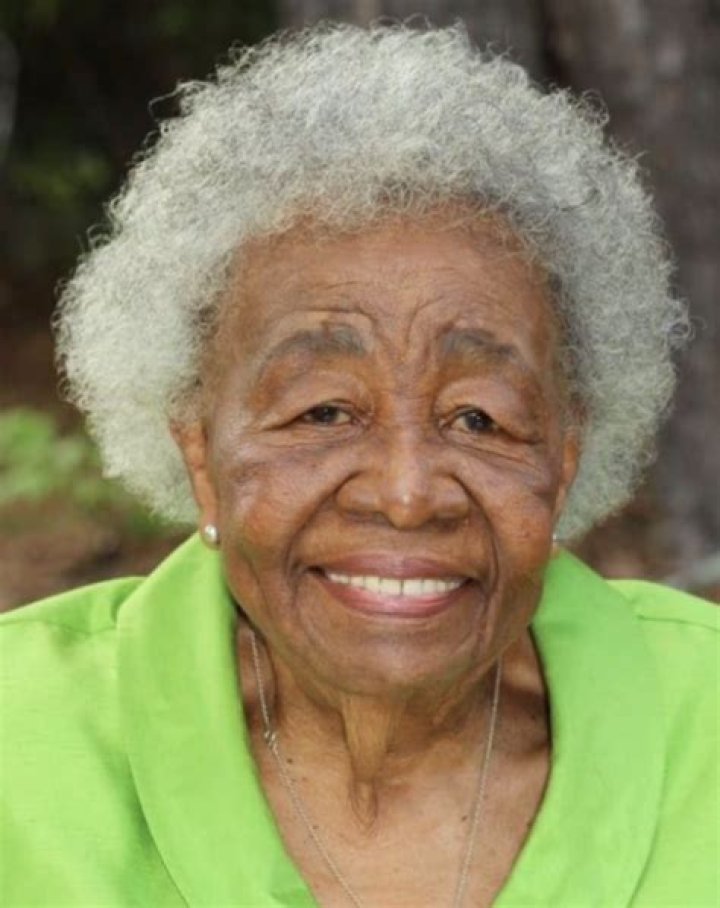 Dorothy Steel career earnings, salary and net worth