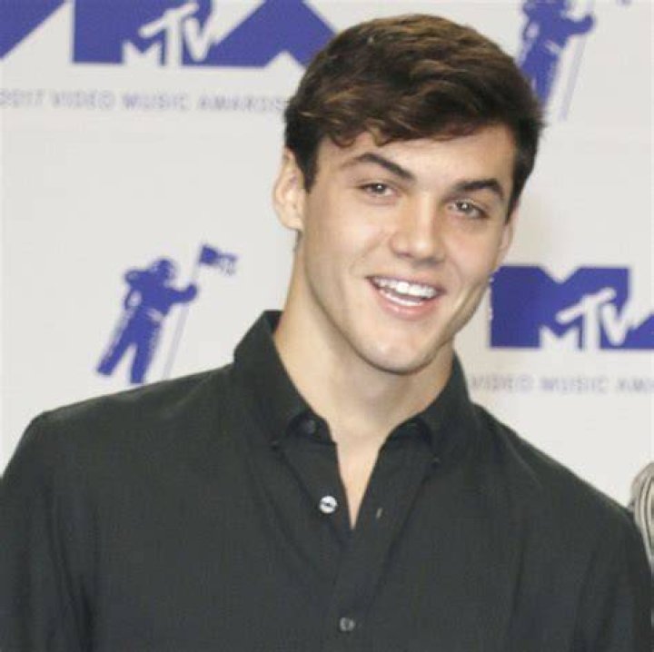 Grayson Dolan Images celebzbiography.com