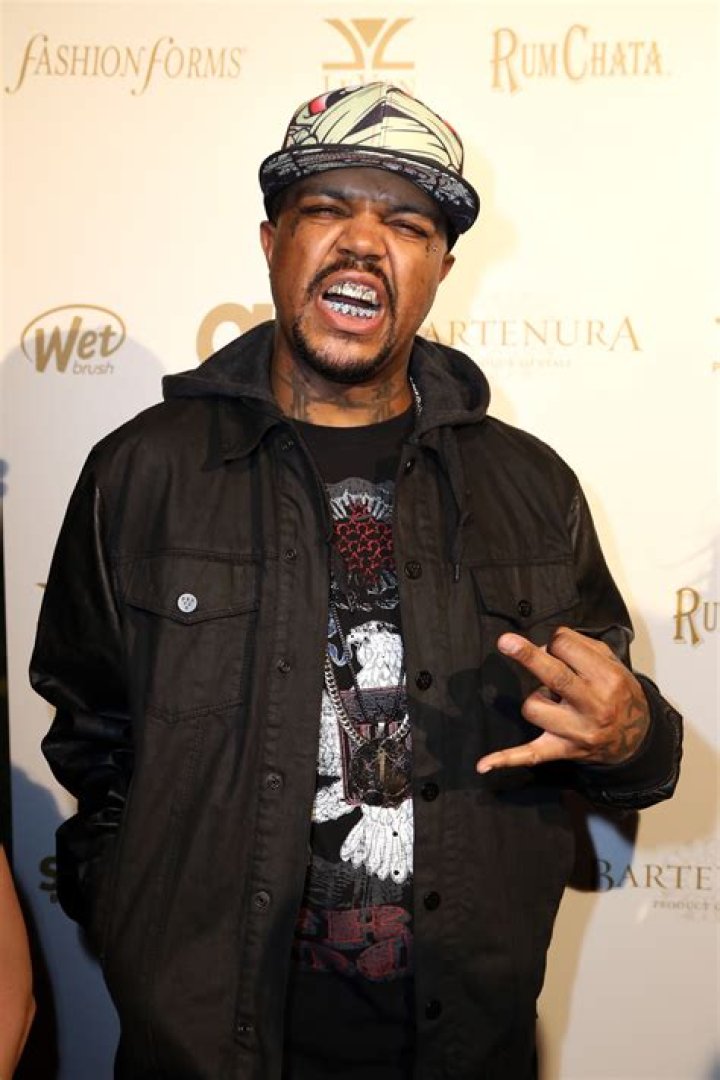 How did DJ Paul lose his hand?