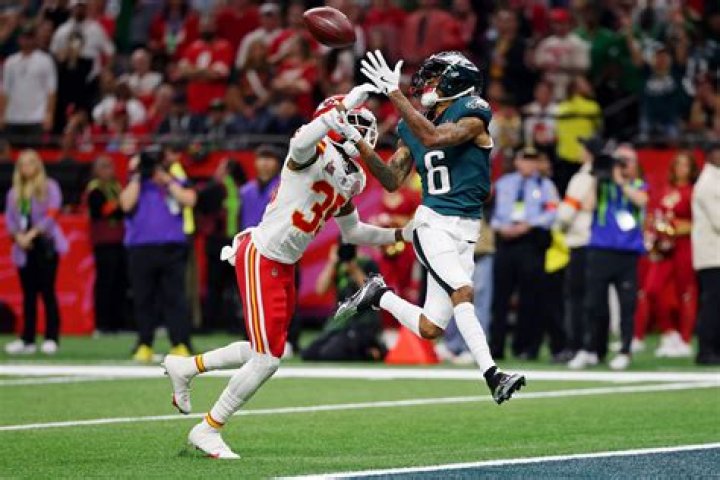 How many Super Bowls did Julio Jones play in? Does Julio Jones have a ring?