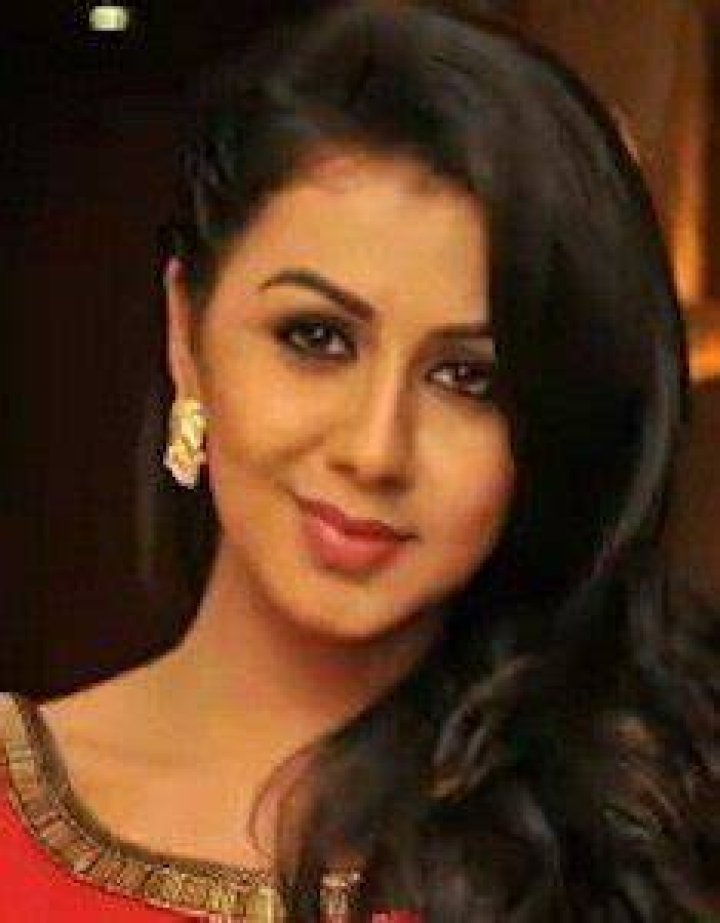Nikki Galrani Bra Size, Age, Weight, Height, Measurements