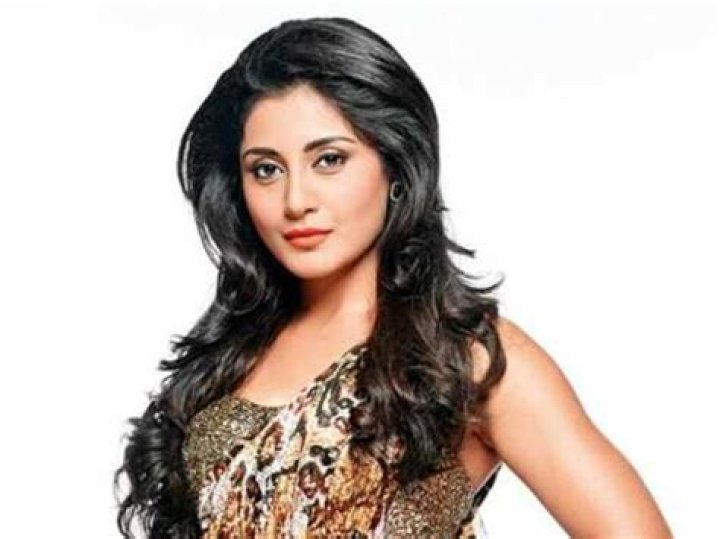 Rimi Sen Bra Size, Age, Weight, Height, Measurements