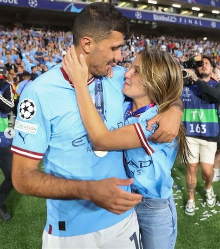 Rodri (footballer) family, wife, children, parents, siblings