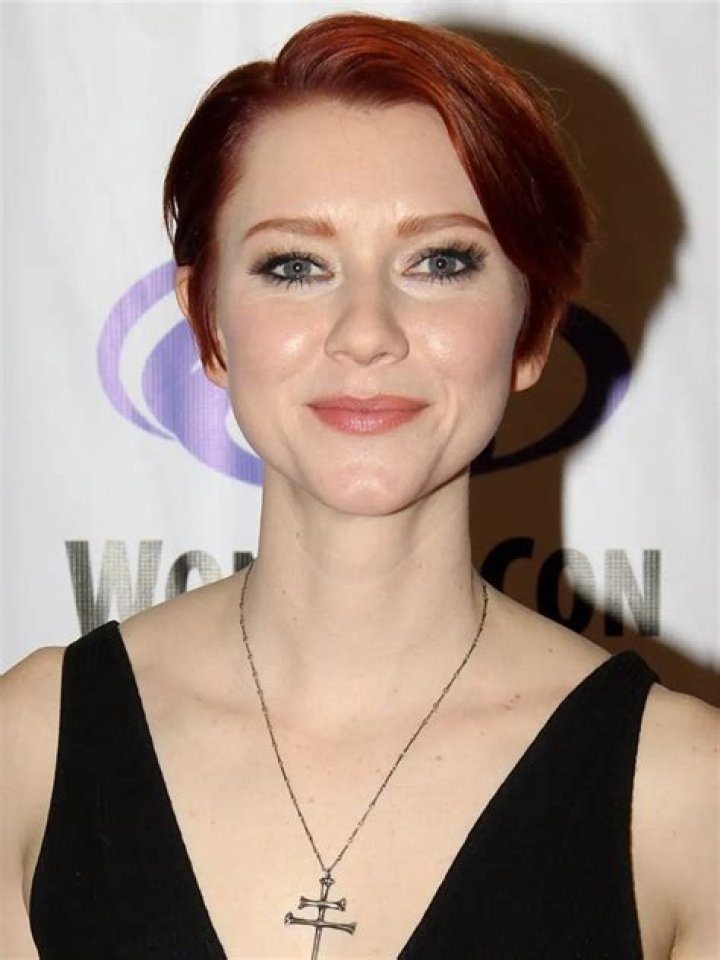 Valorie Curry Net Worth
