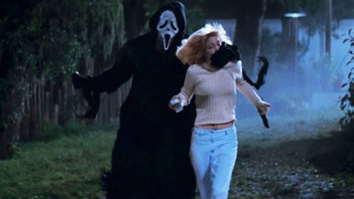 Watch: ‘Scream’ star Drew Barrymore gets a call from Ghostface