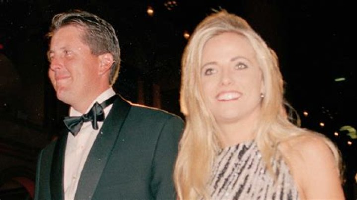 What happened to Phil Mickelson's wife Amy Mickelson?