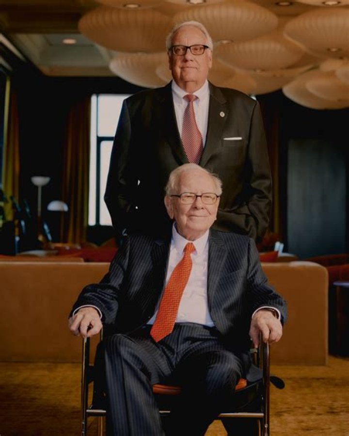 What happened to Warren Buffett father?