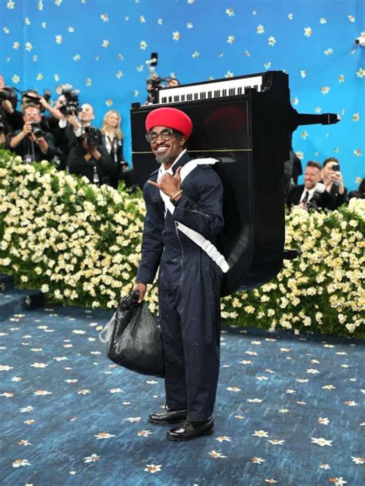 What is the Met Gala gift bag?