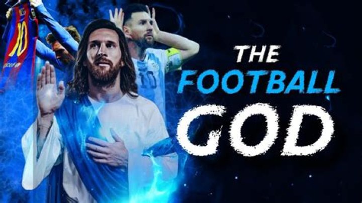 What religion is Lionel Messi? Where does Lionel Messi worship?