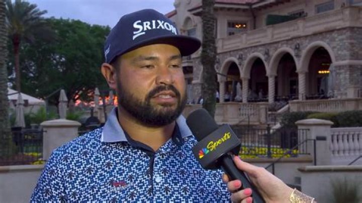 Where does J. J. Spaun live?