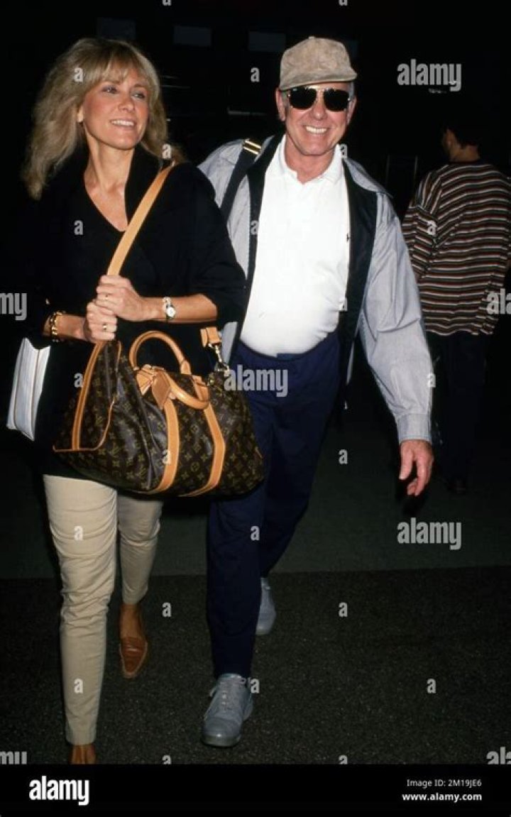Who is Johnny Carson wife Alexis Maas?