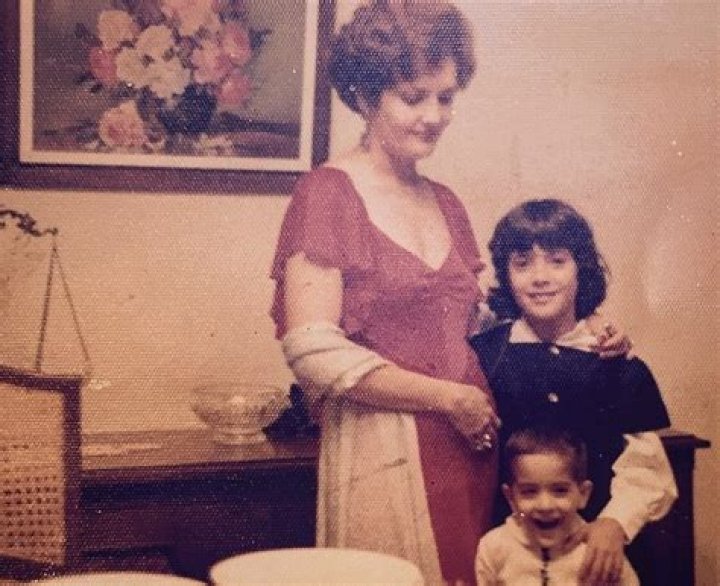 Who is Salma Hayek's mother?